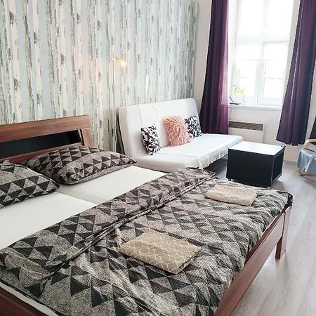 Apartman Hybesova Apartment Бърно Екстериор снимка